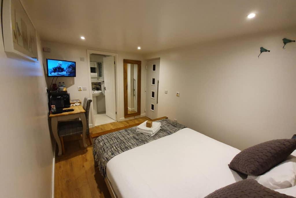 Annex In Chippenham With Parking And Wifi 빌라 외부 사진